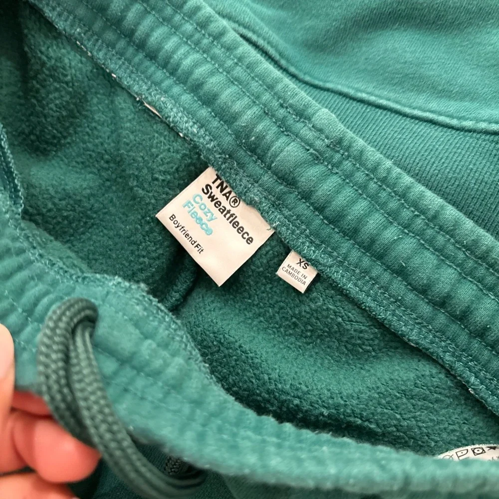 MATCHING SET - TNA Sweatfleece Boyfriend Sweatpants & Crewneck in Dark Green - Picture 3 of 5